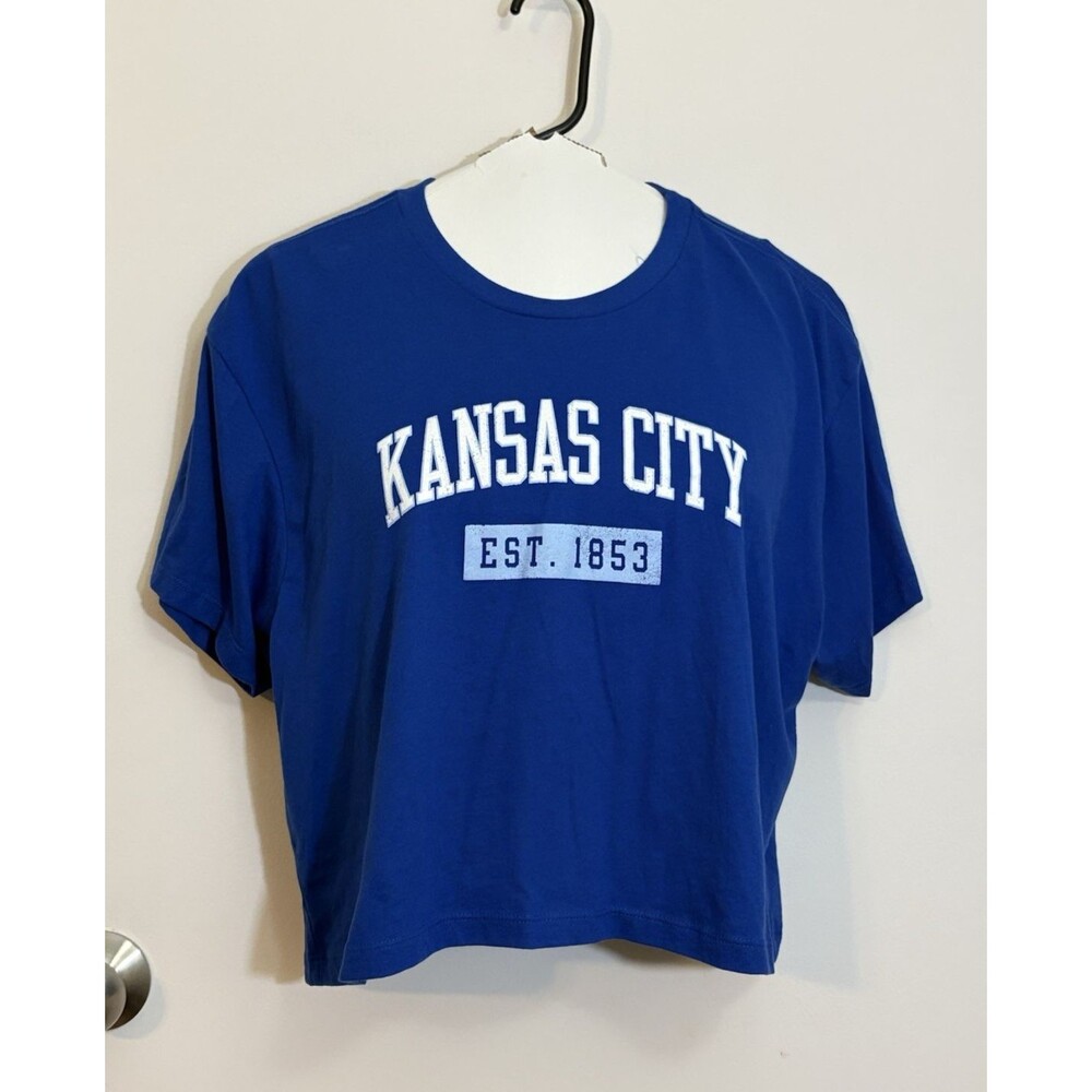 Juniors Cropped  XL T-Shirt W/ "Kansas City EST. 1853"